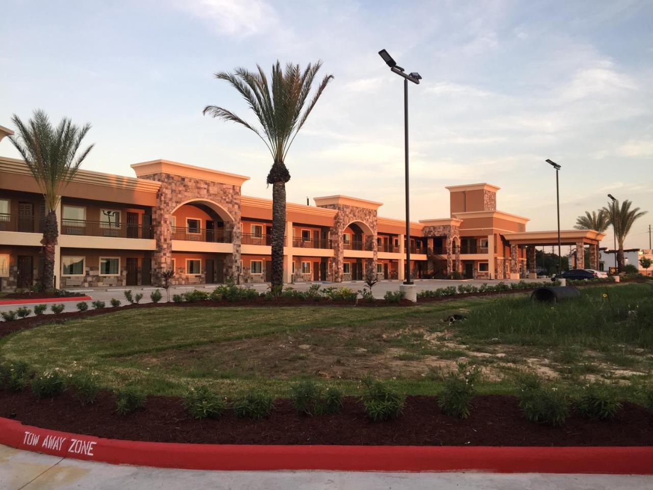 Econo Lodge Inn & Suites Houston Nw-Cy-Fair Jersey Village Dış mekan fotoğraf